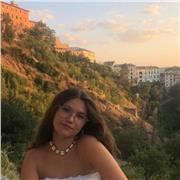 Soy una estudiante en Derecho y ADE a quien se le da muy bien las matemáticas, pero tengo conocimiento en todo tipo de materias